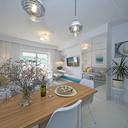 Oyster Paradise Turquoise